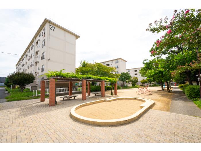 apartment 岸和田市春木泉町1番

住棟配置図