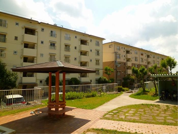 apartment （A地区）神戸市北区有野台一丁目6番、（B地区）五丁目1・3・4番、六丁目20・21番

住棟配置図