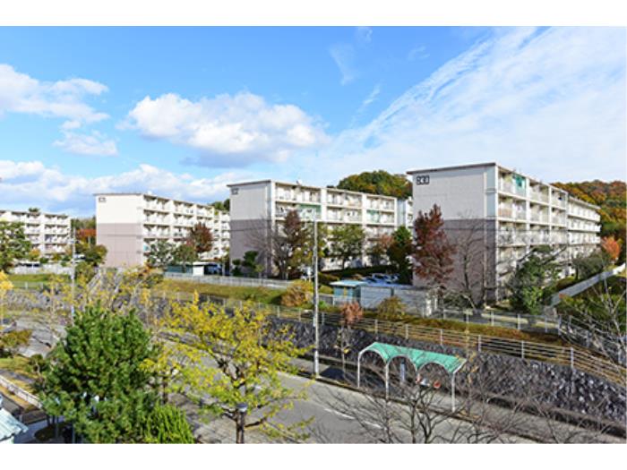 apartment （A地区）神戸市北区有野台一丁目6番、（B地区）五丁目1・3・4番、六丁目20・21番

住棟配置図