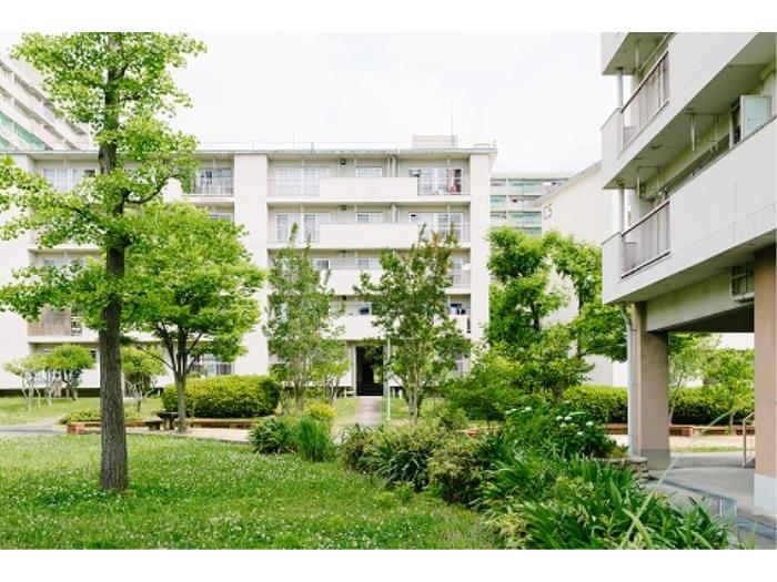 apartment 豊中市新千里東町二丁目7番

住棟配置図