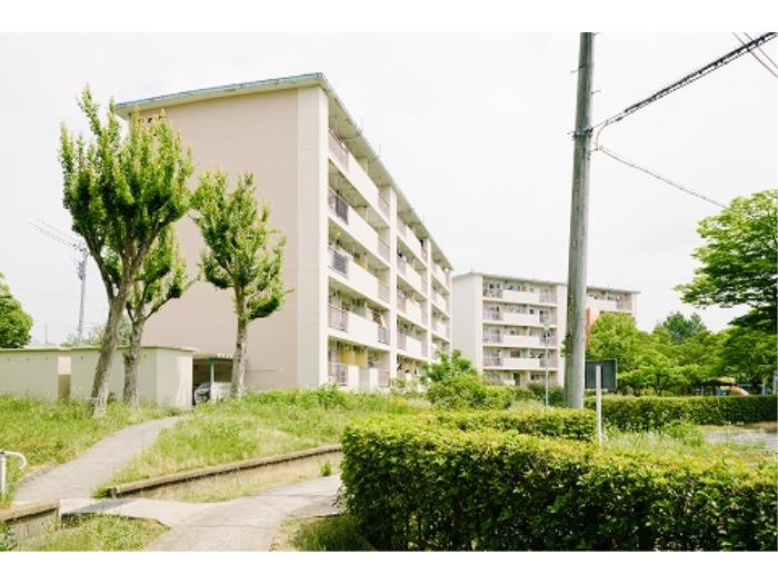 apartment 豊中市新千里東町二丁目7番

住棟配置図