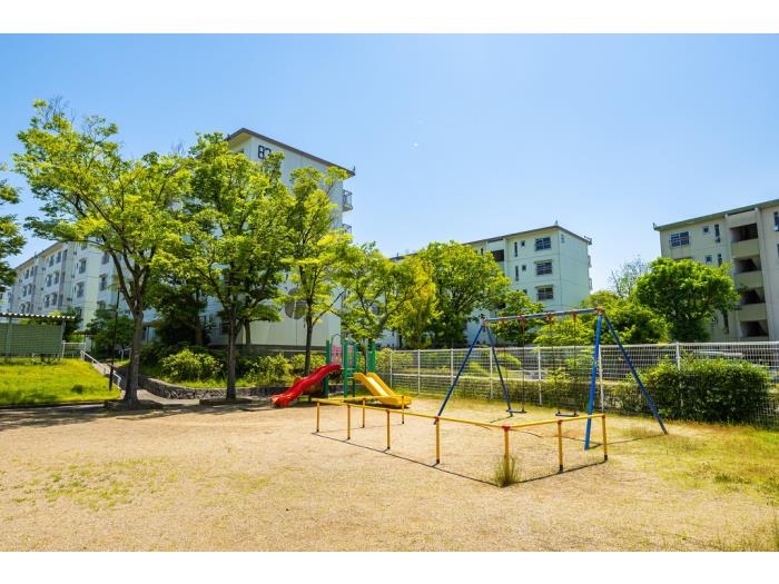 apartment 和泉市鶴山台二丁目、三丁目

住棟配置図