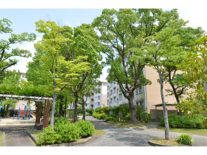 apartment 八幡市男山竹園 他

住棟配置図