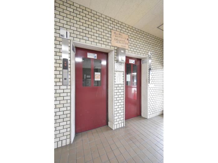 apartment 広島市西区中広町一丁目18番28号