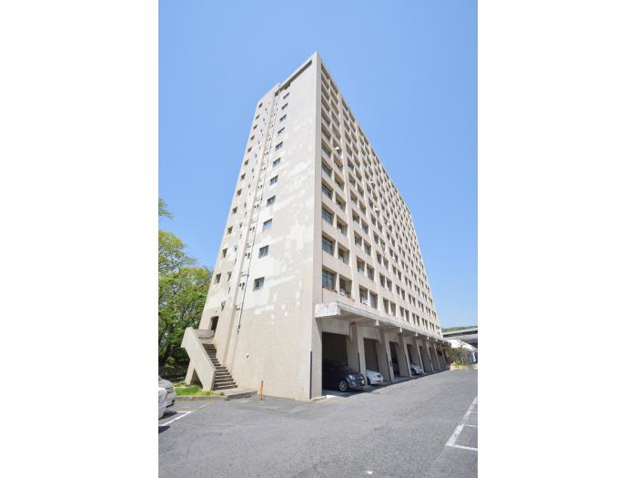 apartment 広島市中区白島北町18番2号

住棟配置図