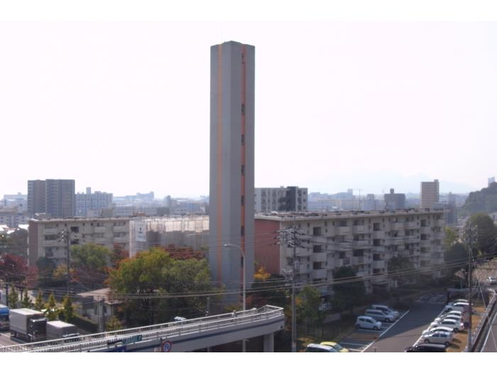 apartment 広島市西区鈴が峰町30番1号～5号

住棟配置図
