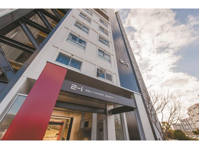 apartment 芦屋市高浜町2番、4番1～2、芦屋市若葉町5番

住棟配置図