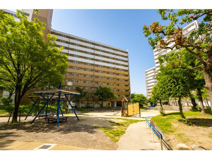 apartment 東大阪市玉串町西三丁目1番・4番

住棟配置図