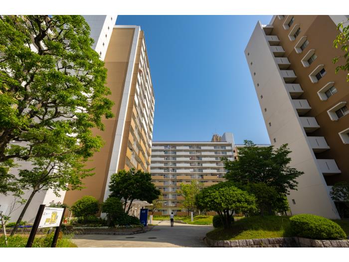 apartment 東大阪市玉串町西三丁目1番・4番

住棟配置図