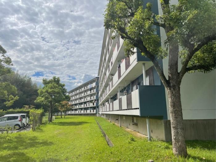 apartment 亀岡市北河原町一丁目2～6番地・二丁目1～6番地

住棟配置図