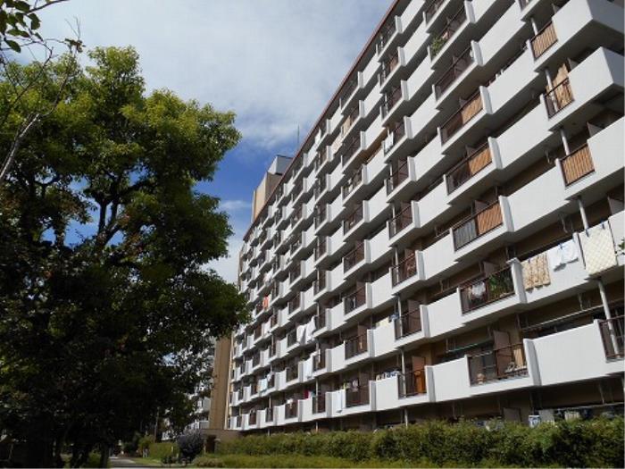 apartment 守口市外島町2番

住棟配置図