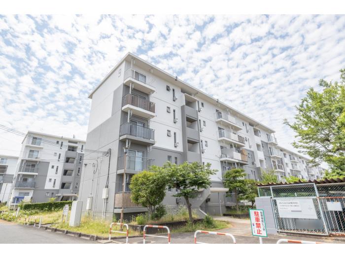 apartment 河内長野市南花台三丁目1～3番

住棟配置図