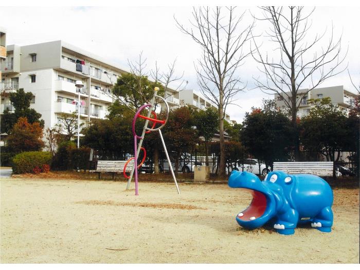 兵庫県神戸市西区にあるUR賃貸住宅 アミティ学園西町の周辺写真 2/11