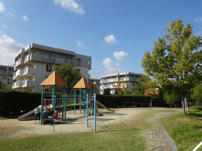 apartment 奈良市朱雀3丁目15番地1

住棟配置図