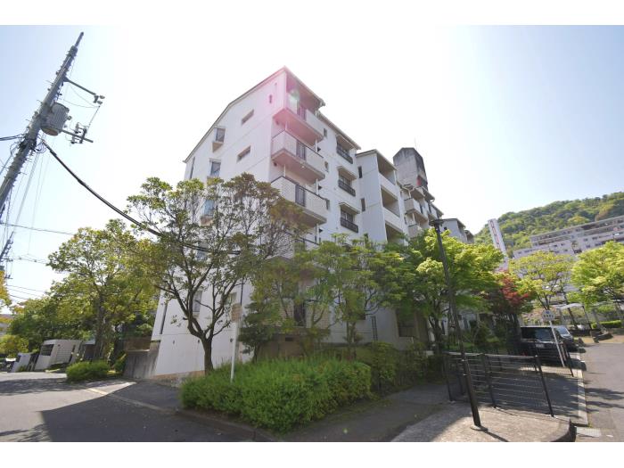 apartment 広島市西区鈴が峰町38番1号 ほか

住棟配置図