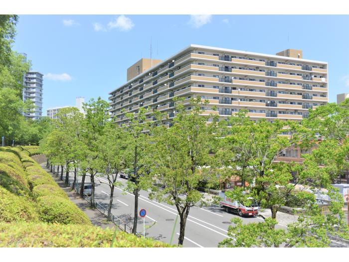 apartment 京都市西京区大原野東境谷町二丁目1番地2

住棟配置図