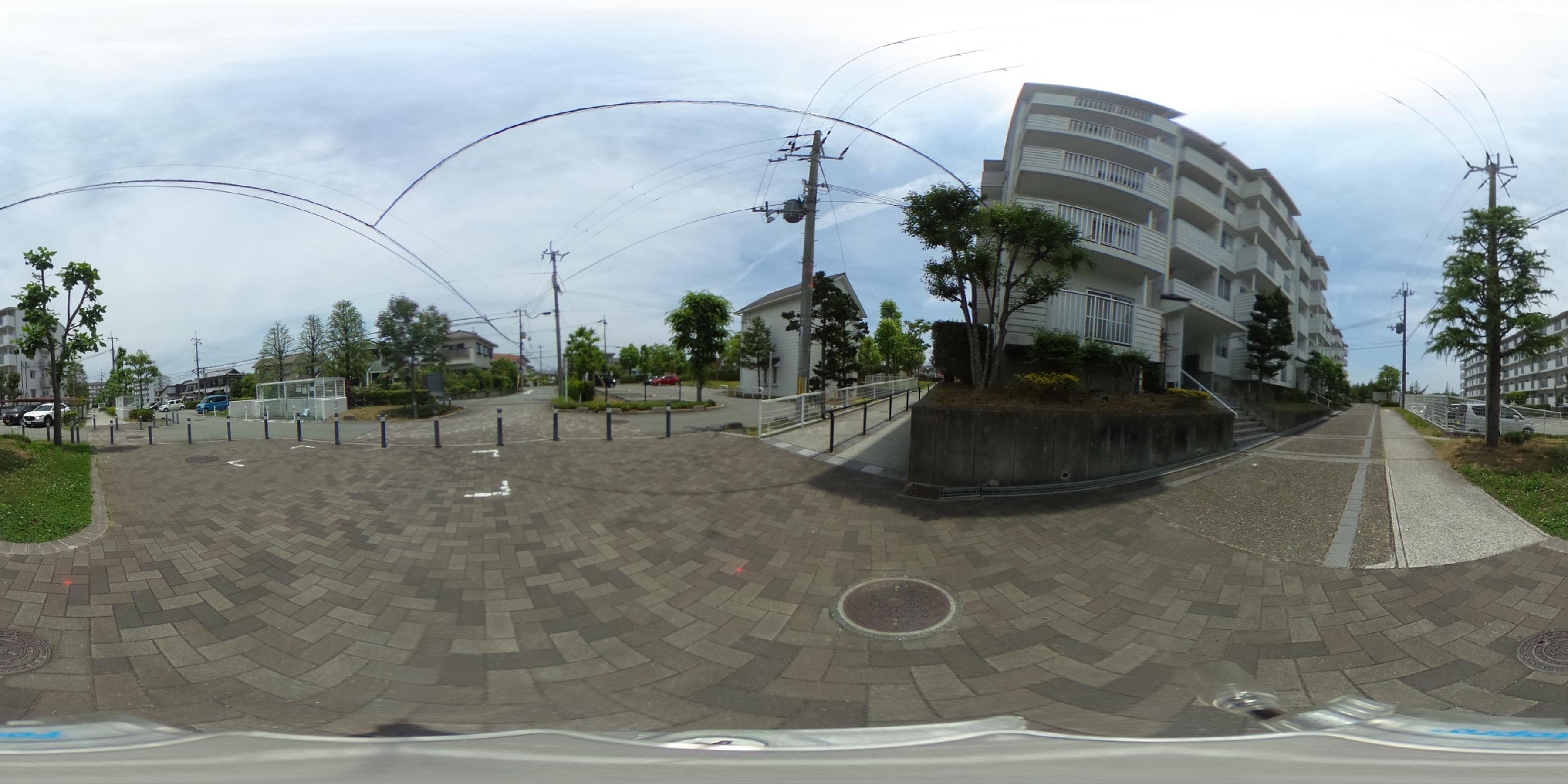 apartment 三田市すずかけ台二丁目1番

住棟配置図