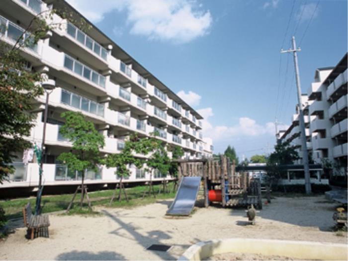 apartment 尼崎市大庄西町四丁目3番

住棟配置図
