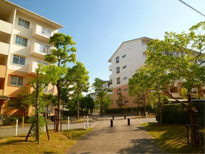 兵庫県神戸市北区にあるUR賃貸住宅 鹿の子台北ハイツの周辺写真 4/11