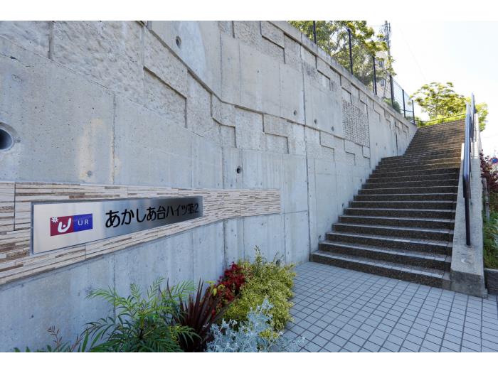 apartment 三田市あかしあ台5丁目30番地の2

住棟配置図