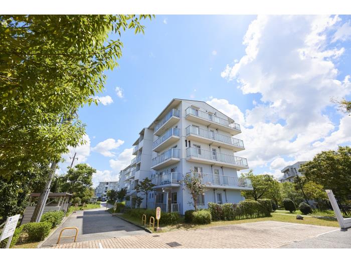 apartment 木津川市相楽台8丁目1番地

住棟配置図