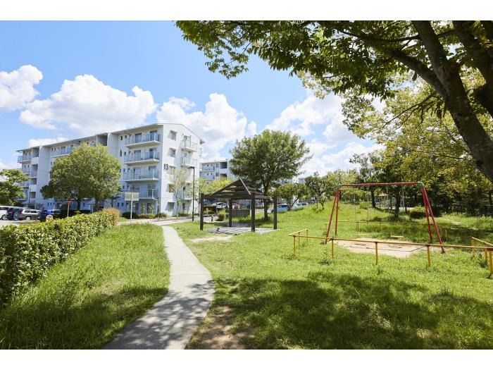 apartment 木津川市相楽台8丁目1番地

住棟配置図