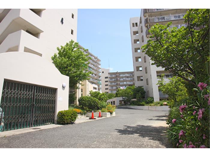 apartment 大阪市西淀川区出来島三丁目2番

住棟配置図