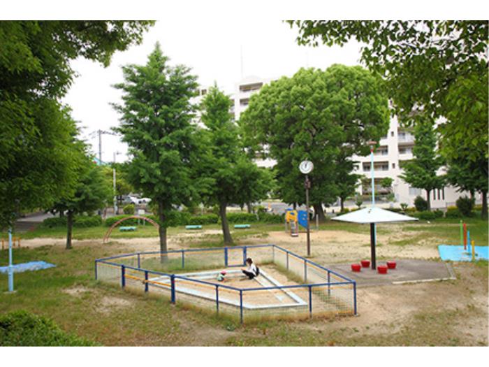 apartment 大阪市西淀川区出来島三丁目2番

住棟配置図