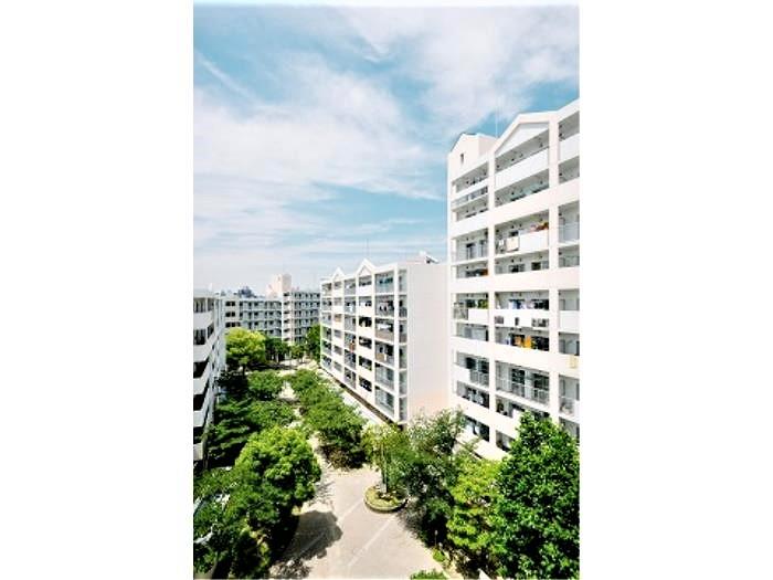 apartment 大阪市淀川区東三国二丁目9番・10番・11番･12番

住棟配置図