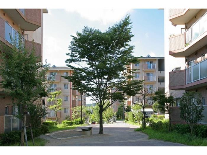 apartment 三田市すずかけ台三丁目5番

住棟配置図