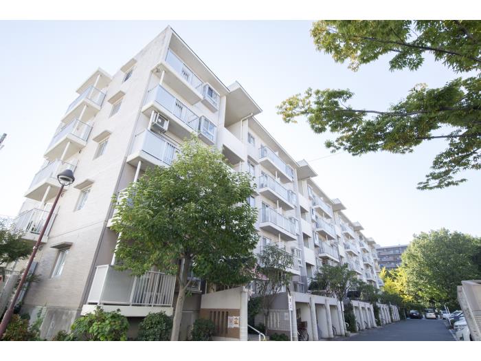 apartment 高槻市赤大路町44番

住棟配置図