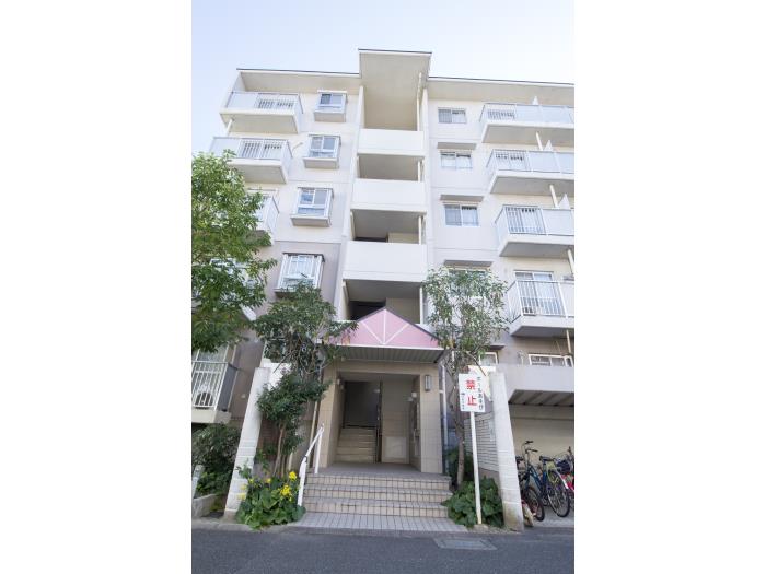 apartment 高槻市赤大路町44番

住棟配置図