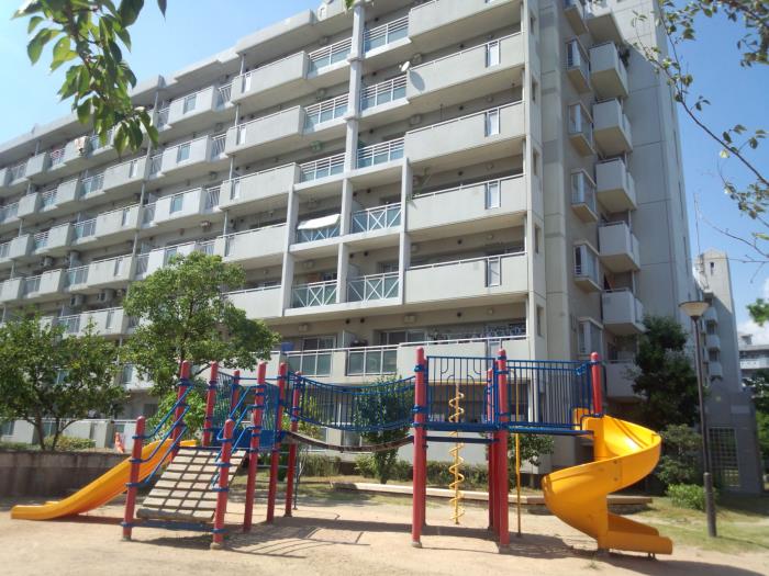 apartment 伊丹市寺本四丁目70番・72番1

住棟配置図