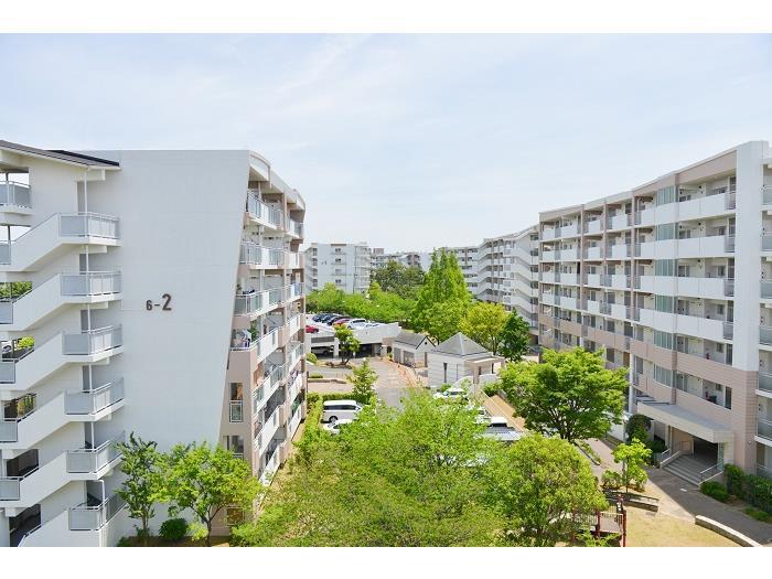 apartment 豊中市旭丘1・3・4・6・7・9番

住棟配置図