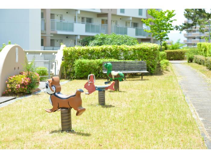 apartment 豊中市旭丘1・3・4・6・7・9番

住棟配置図