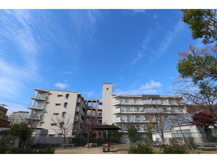 apartment 芦屋市朝日ヶ丘町4番

住棟配置図