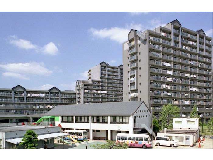 apartment 茨木市学園町3番

住棟配置図