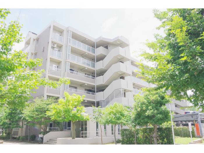 apartment 茨木市学園町3番

住棟配置図