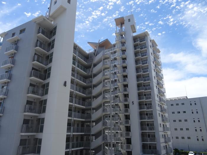 apartment 尼崎市潮江一丁目6番

住棟配置図