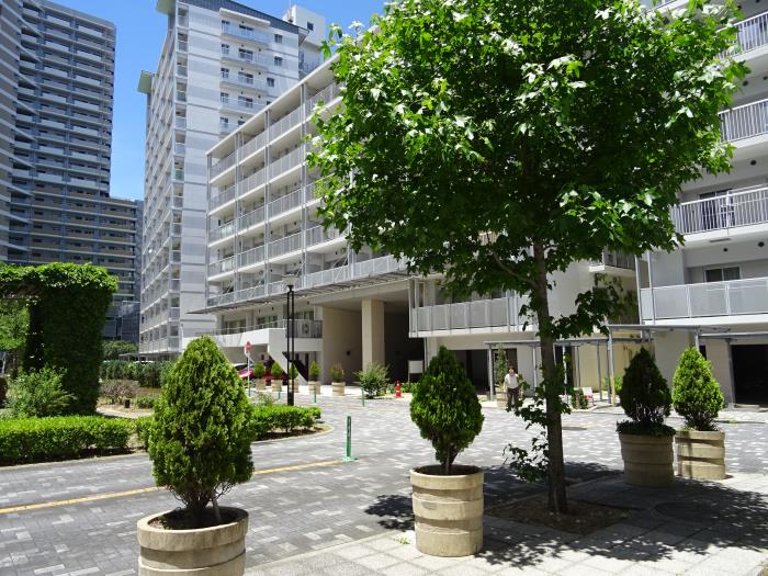 apartment 尼崎市潮江一丁目6番

住棟配置図