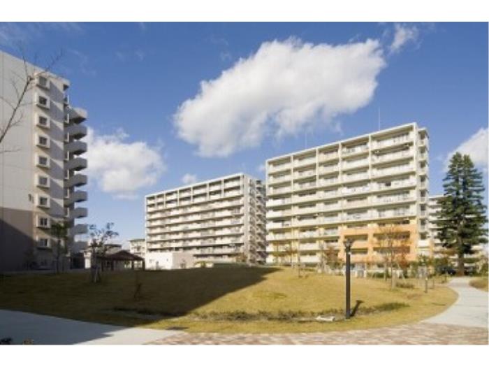 apartment 枚方市中宮北町2番

住棟配置図