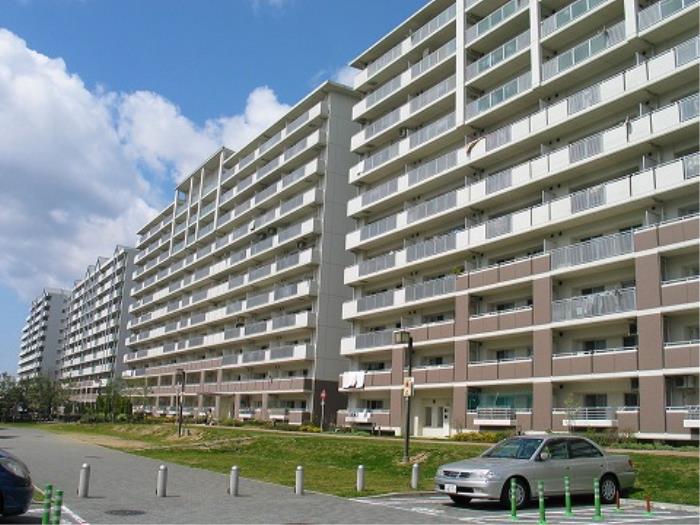 apartment 茨木市三島丘二丁目30番

住棟配置図