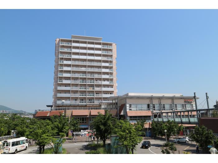apartment 宝塚市仁川北2丁目5番1・7番1

住棟配置図