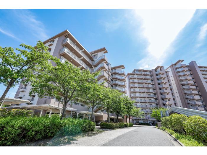 apartment 明石市宮の上2番

住棟配置図