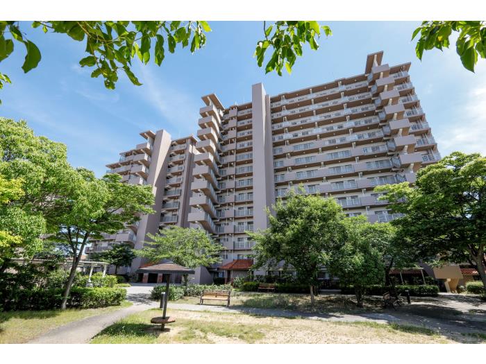 apartment 明石市宮の上2番

住棟配置図