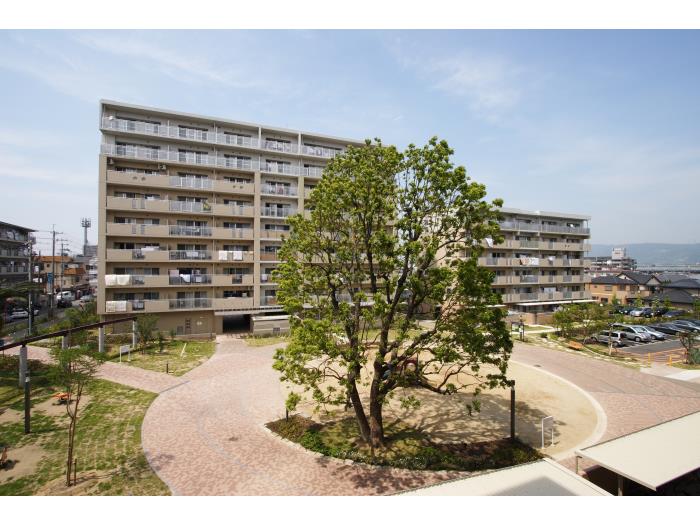 apartment 藤井寺市さくら町2番

住棟配置図