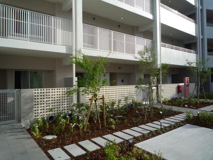 apartment 宝塚市仁川団地1番、5番

住棟配置図
