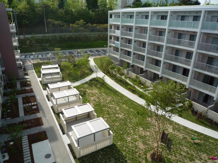apartment 宝塚市仁川団地1番、5番

住棟配置図