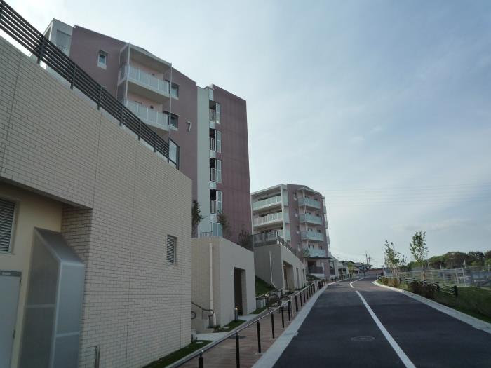 apartment 宝塚市仁川団地1番、5番

住棟配置図