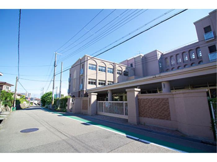 apartment 宝塚市仁川団地1番、5番

住棟配置図